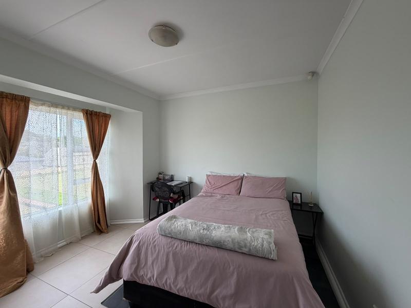 To Let 2 Bedroom Property for Rent in Grahamstown Eastern Cape